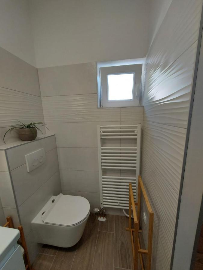 Apartmani Cvita Omiš Esterno foto